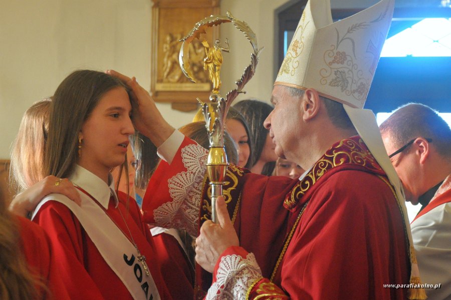 061 Sakrament bierzmowania.jpg